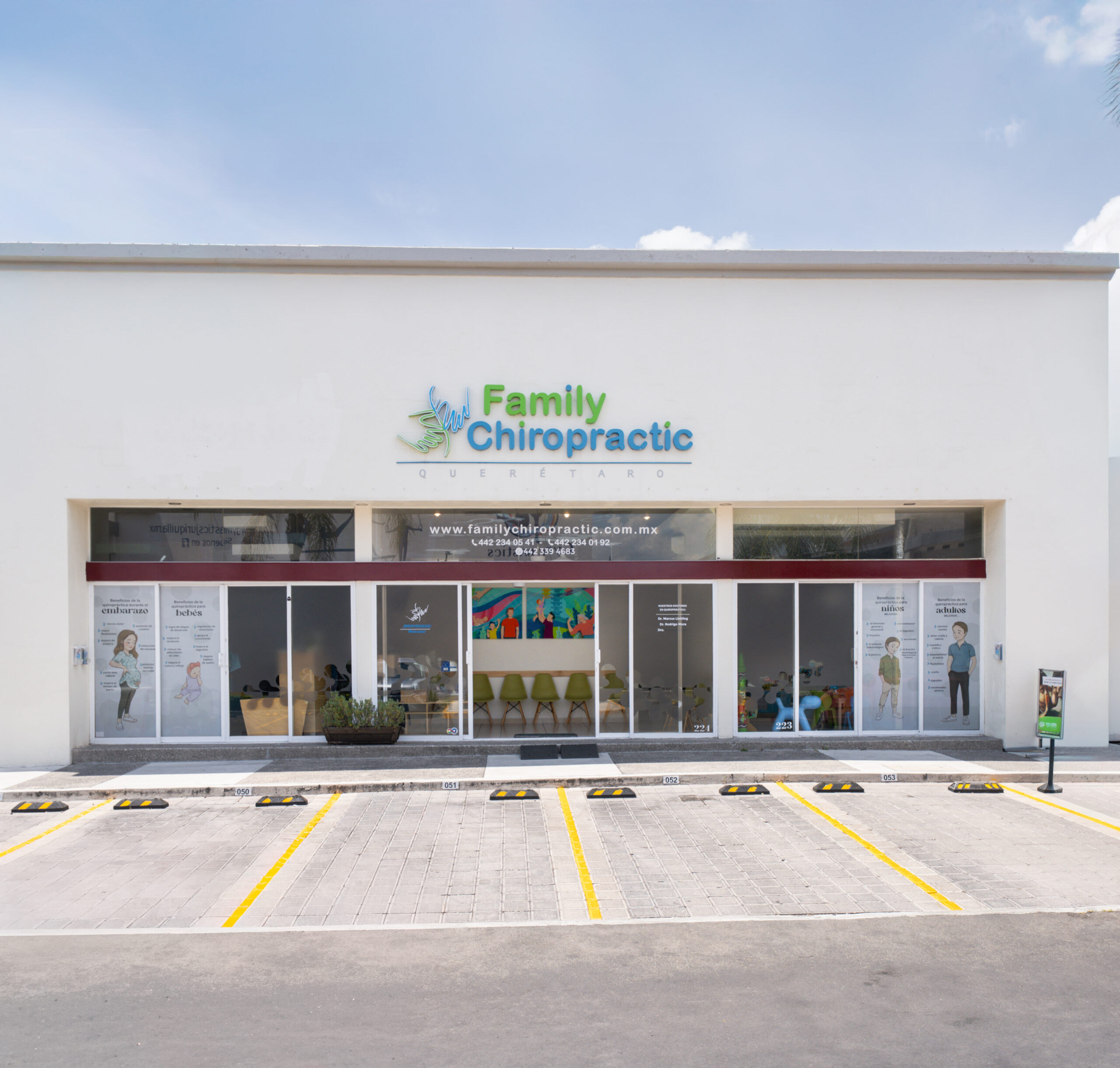 Fachada de Family Chiropractic Querétaro